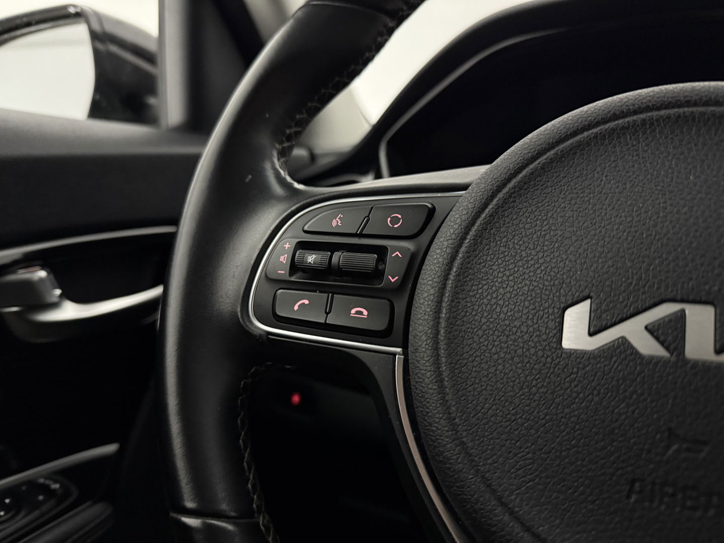 Kia Niro 1.6 GDi Hybrid 141PK DynamicLine | Virtual | LED | Camera | Trekh. | Carplay | Adaptive Cruise | NAP