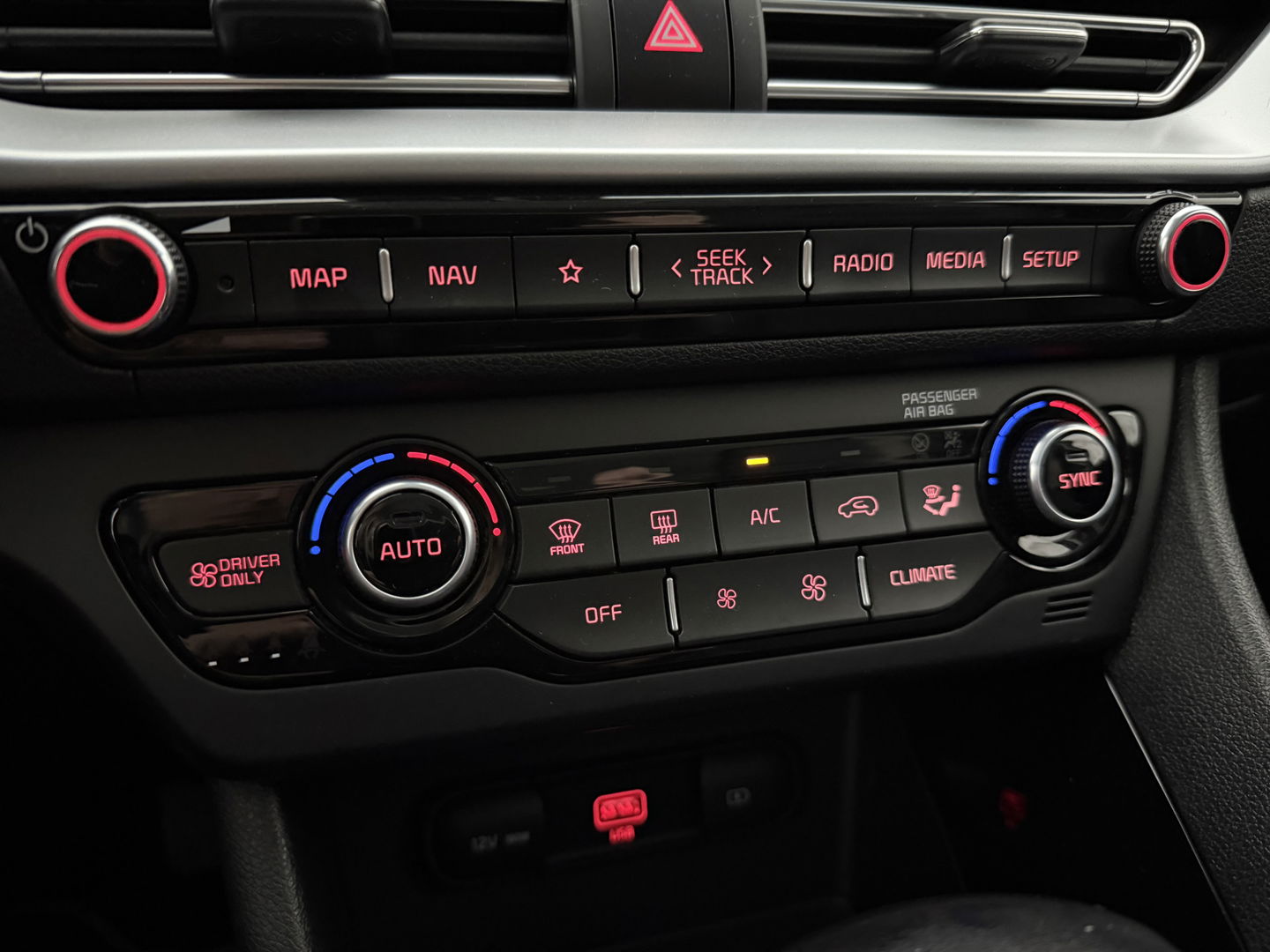 Kia Niro 1.6 GDi Hybrid 141PK DynamicLine | Virtual | LED | Camera | Trekh. | Carplay | Adaptive Cruise | NAP