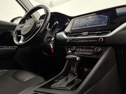 Kia Niro 1.6 GDi Hybrid 141PK DynamicLine | Virtual | LED | Camera | Trekh. | Carplay | Adaptive Cruise | NAP