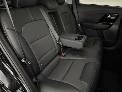 Kia Niro 1.6 GDi Hybrid 141PK DynamicLine | Virtual | LED | Camera | Trekh. | Carplay | Adaptive Cruise | NAP