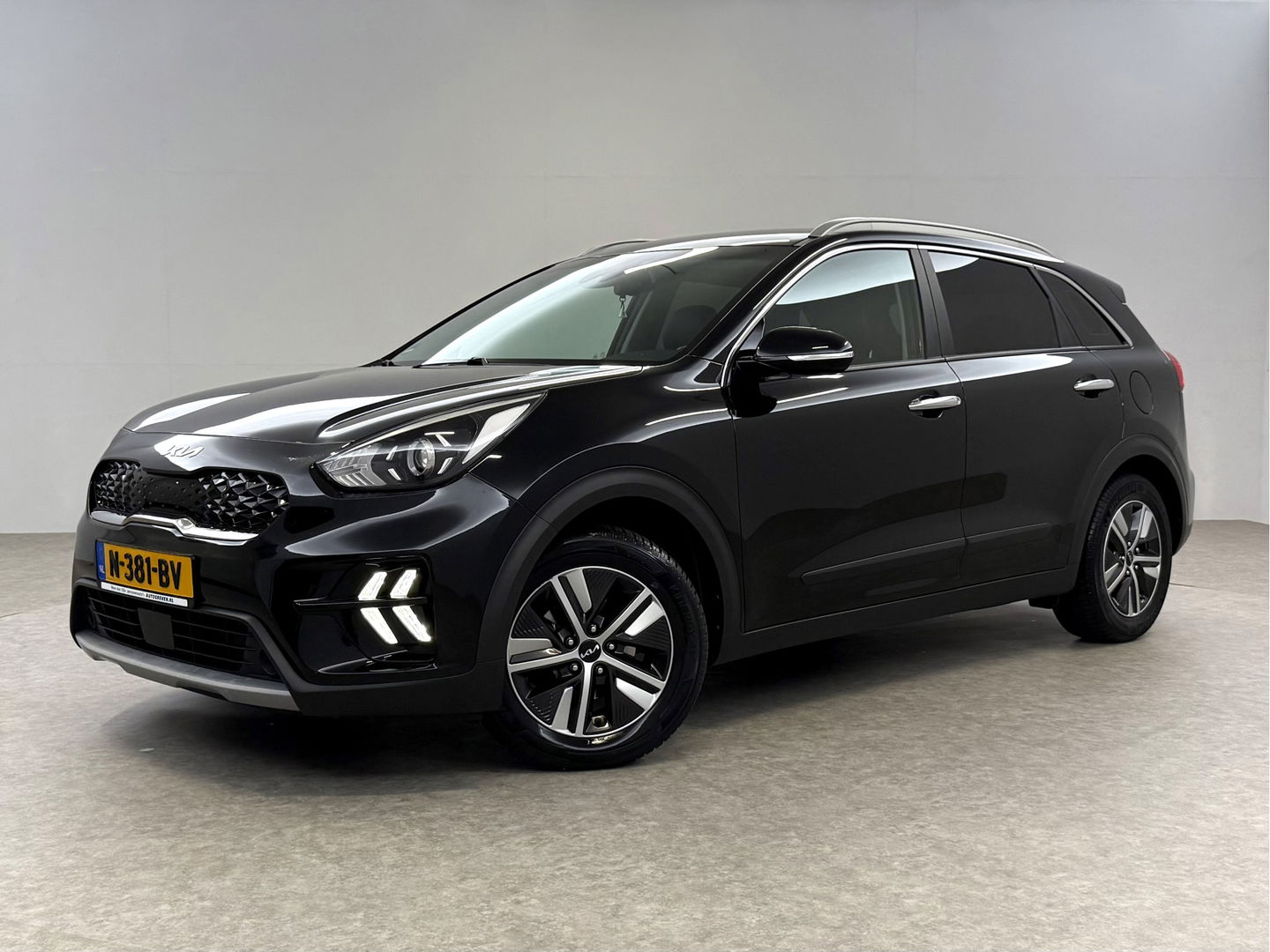Kia Niro 1.6 GDi Hybrid 141PK DynamicLine | Virtual | LED | Camera | Trekh. | Carplay | Adaptive Cruise | NAP