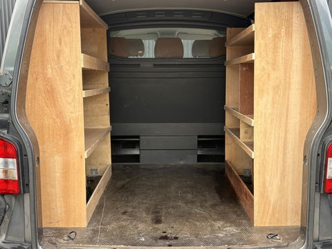 Volkswagen Transporter 2.0 TDI L2H1 DC Comfortline | LEDER | CRUISE | NAVI