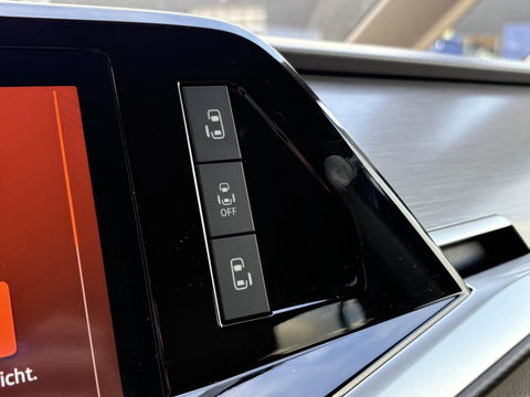 Volkswagen Multivan 1.4 eHybrid L1H1 218PK | 2x Schuifd. Elektrisch | BPM VRIJ | ADAPTIVE | LED | 7 persoons