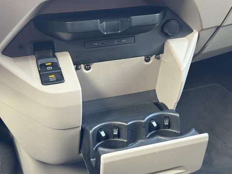 Volkswagen Multivan 1.4 eHybrid L1H1 218PK | 2x Schuifd. Elektrisch | BPM VRIJ | ADAPTIVE | LED | 7 persoons