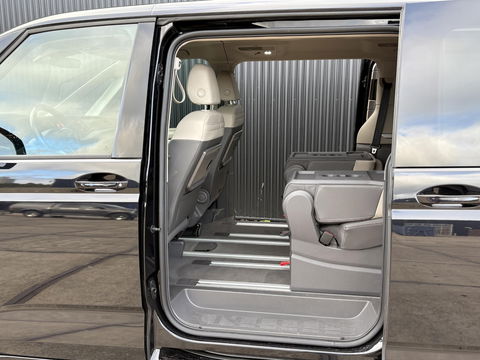 Volkswagen Multivan 1.4 eHybrid L1H1 218PK | 2x Schuifd. Elektrisch | BPM VRIJ | ADAPTIVE | LED | 7 persoons