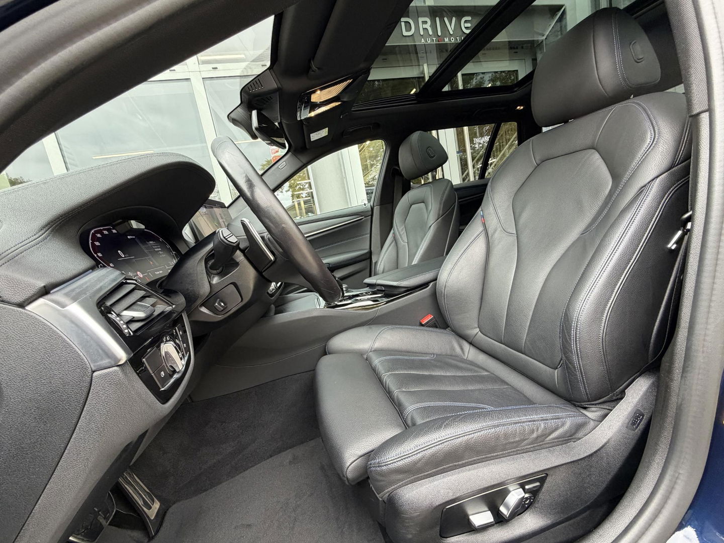 BMW 5 Serie Touring 530e xDrive High Ex. M-Sport|SOH95%|Pano|Laser|CoPilot|Harman/Kardon|Ad.onderstel|Trekhaak