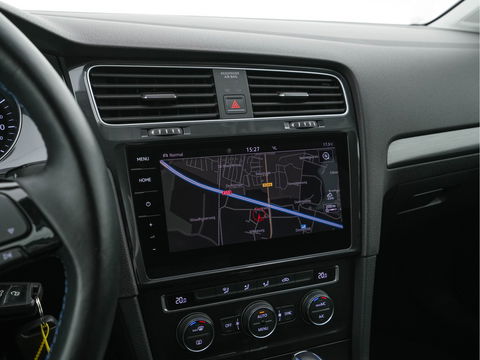 Volkswagen e-Golf {SOH-90%} Aut. *ADAPTIVE-CRUISE | FULL-LED | NAVI-FULLMAP | COMFORT-SEATS | ECC | PRIVACY-GLASS | PARKPILOT | CCS-FASTLOADER | 16''ALU*