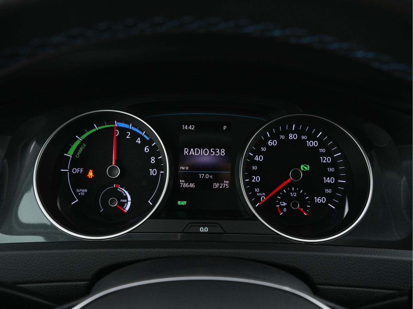Volkswagen e-Golf {SOH-90%} Aut. *ADAPTIVE-CRUISE | FULL-LED | NAVI-FULLMAP | COMFORT-SEATS | ECC | PRIVACY-GLASS | PARKPILOT | CCS-FASTLOADER | 16''ALU*