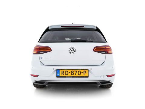 Volkswagen e-Golf {SOH-90%} Aut. *ADAPTIVE-CRUISE | FULL-LED | NAVI-FULLMAP | COMFORT-SEATS | ECC | PRIVACY-GLASS | PARKPILOT | CCS-FASTLOADER | 16''ALU*