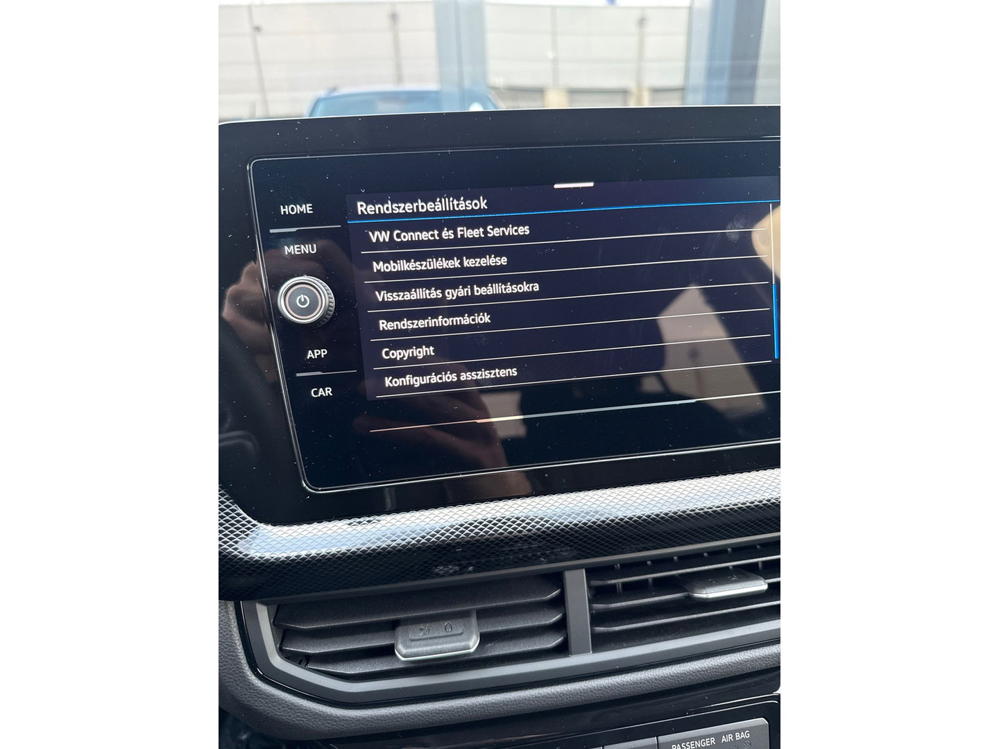 Volkswagen T-Cross 1.0 TSI Life Edition Automaat| Virt Dashboard|Apple Carplay|Camera|ACC|Stoelverwarming