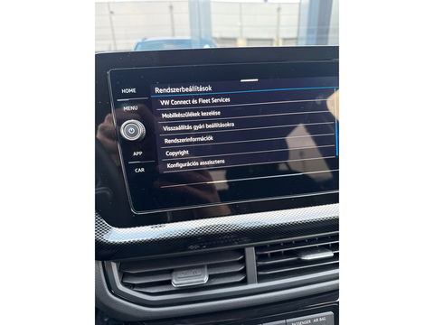 Volkswagen T-Cross 1.0 TSI Life Edition Automaat| Virt Dashboard|Apple Carplay|Camera|ACC|Stoelverwarming