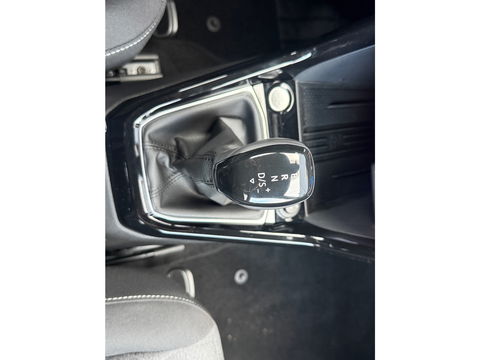 Volkswagen T-Cross 1.0 TSI Life Edition Automaat| Virt Dashboard|Apple Carplay|Camera|ACC|Stoelverwarming
