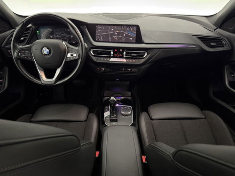BMW 1-serie 118i Executive Edition | Sfeerverl. | Virtual | Cruise | Carplay | Parkeersens. | NAP