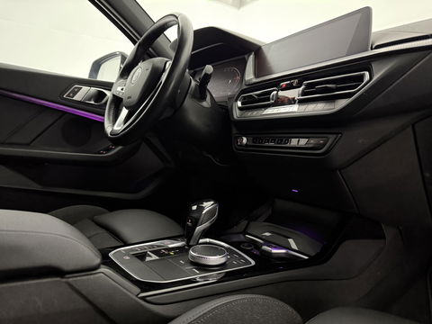 BMW 1-serie 118i Executive Edition | Sfeerverl. | Virtual | Cruise | Carplay | Parkeersens. | NAP