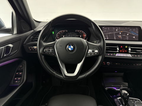 BMW 1-serie 118i Executive Edition | Sfeerverl. | Virtual | Cruise | Carplay | Parkeersens. | NAP