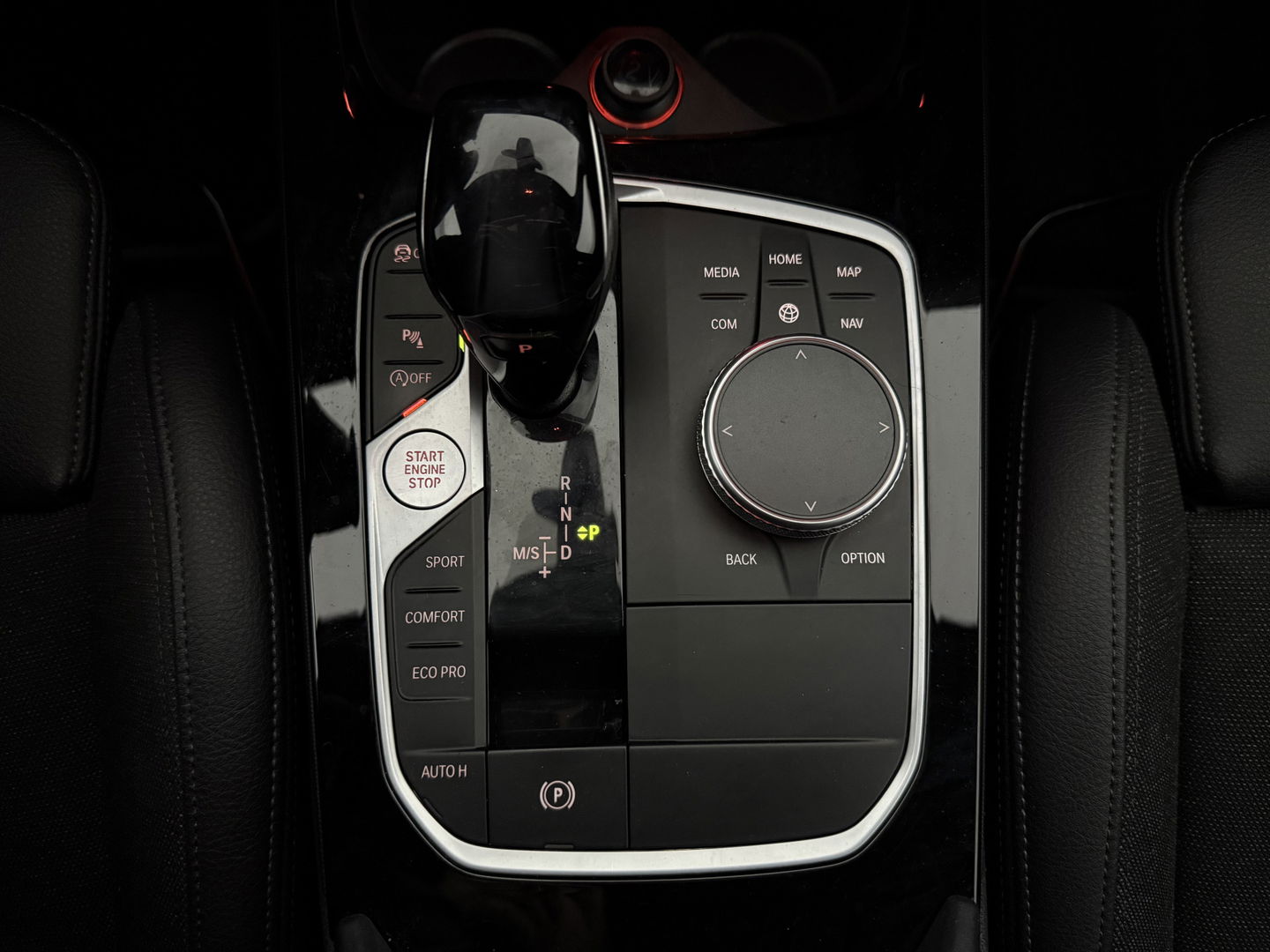 BMW 1-serie 118i Executive Edition | Sfeerverl. | Virtual | Cruise | Carplay | Parkeersens. | NAP