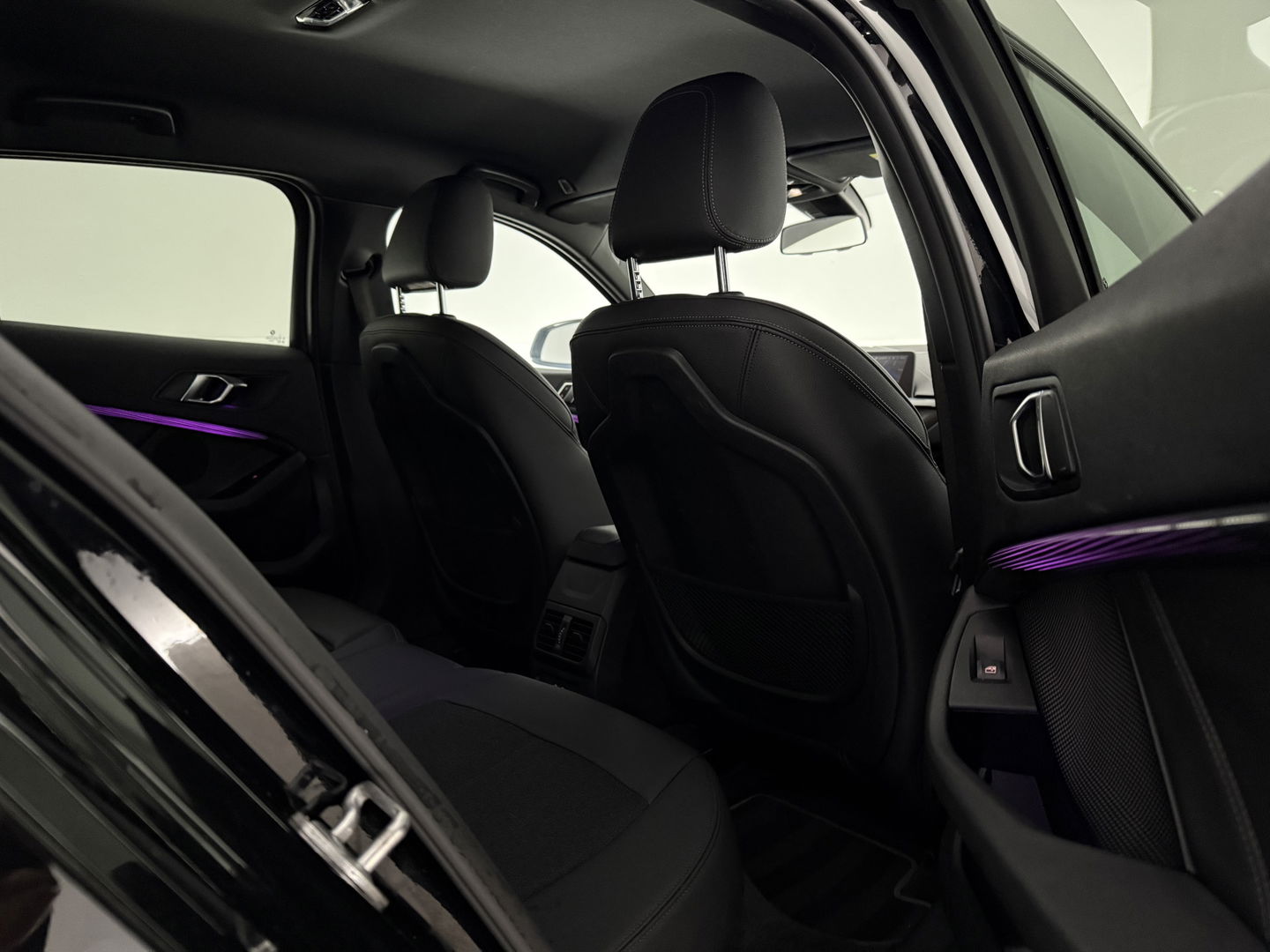BMW 1-serie 118i Executive Edition | Sfeerverl. | Virtual | Cruise | Carplay | Parkeersens. | NAP