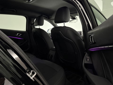 BMW 1-serie 118i Executive Edition | Sfeerverl. | Virtual | Cruise | Carplay | Parkeersens. | NAP