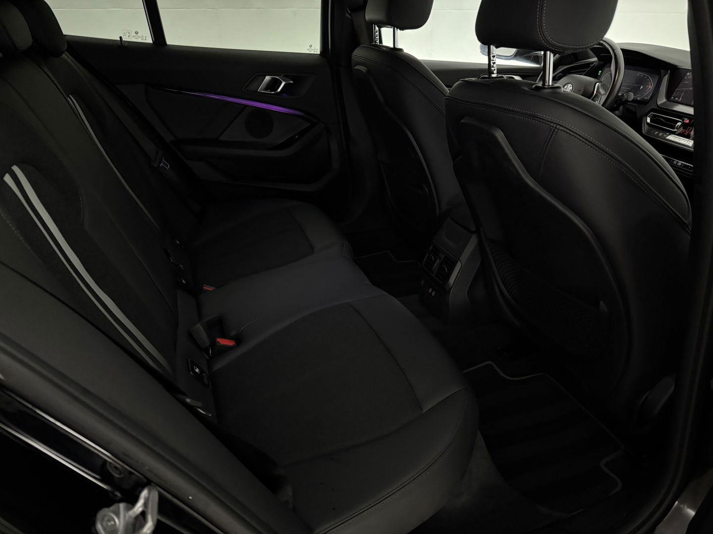 BMW 1-serie 118i Executive Edition | Sfeerverl. | Virtual | Cruise | Carplay | Parkeersens. | NAP