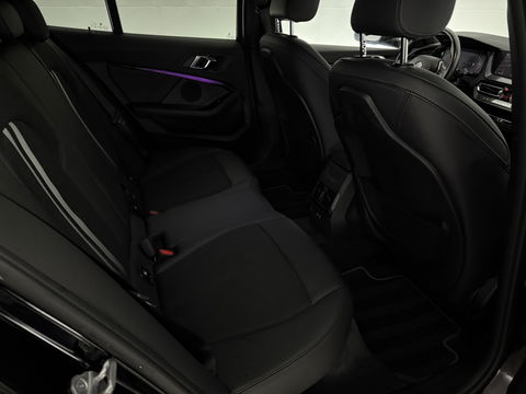 BMW 1-serie 118i Executive Edition | Sfeerverl. | Virtual | Cruise | Carplay | Parkeersens. | NAP