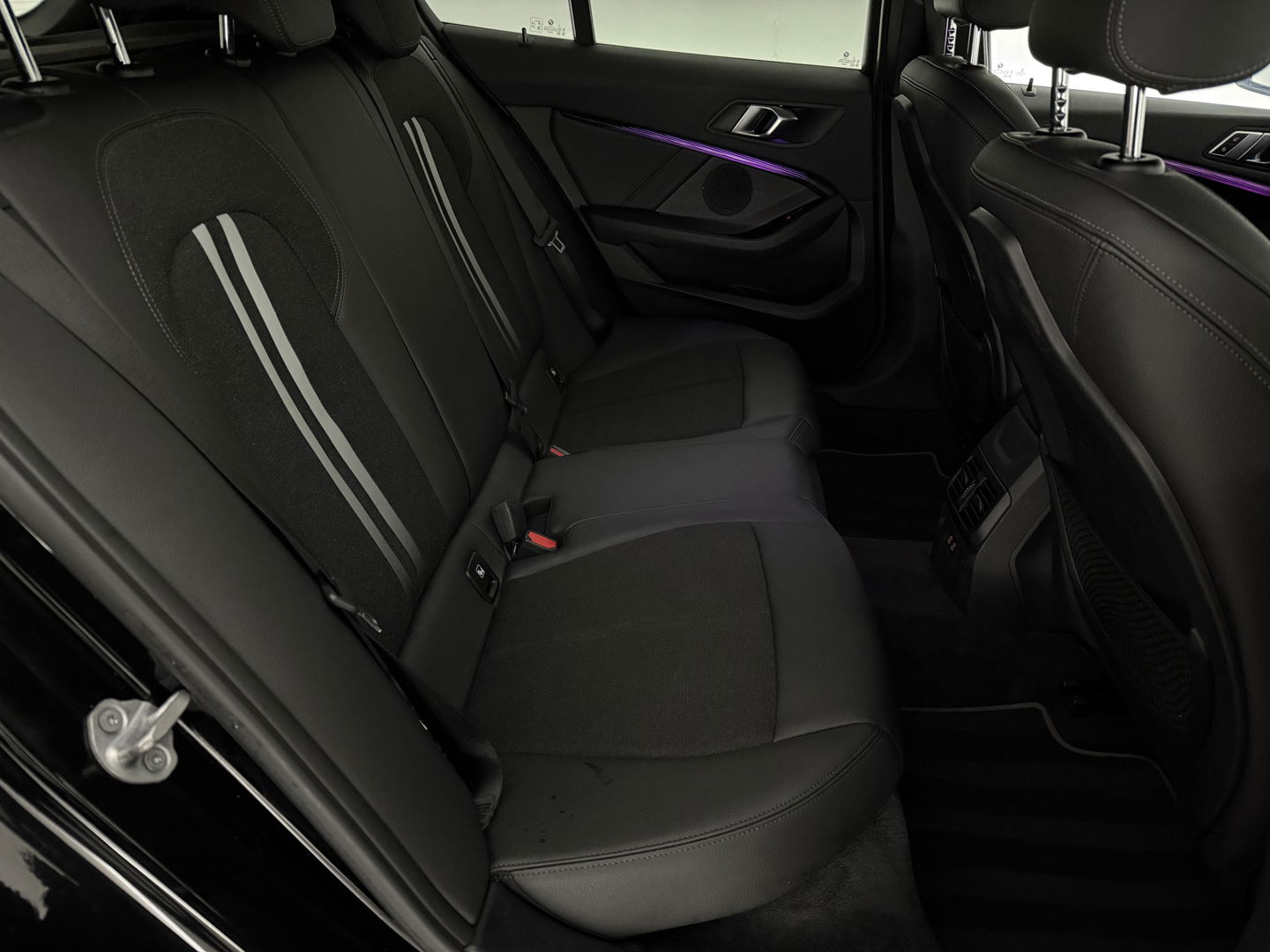 BMW 1-serie 118i Executive Edition | Sfeerverl. | Virtual | Cruise | Carplay | Parkeersens. | NAP