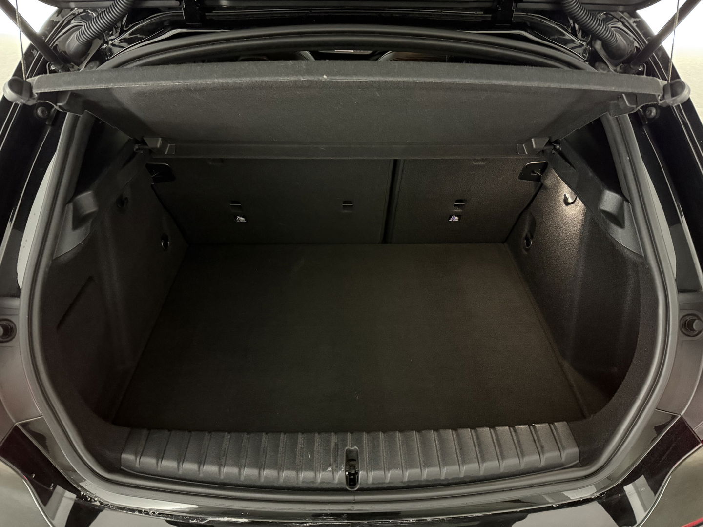 BMW 1-serie 118i Executive Edition | Sfeerverl. | Virtual | Cruise | Carplay | Parkeersens. | NAP