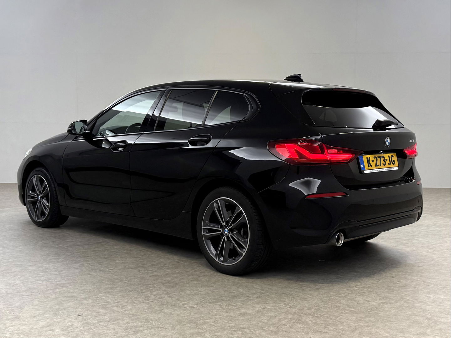 BMW 1-serie 118i Executive Edition | Sfeerverl. | Virtual | Cruise | Carplay | Parkeersens. | NAP