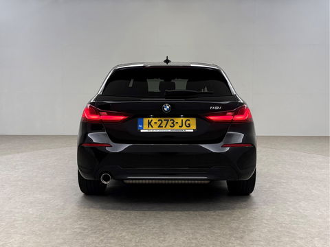 BMW 1-serie 118i Executive Edition | Sfeerverl. | Virtual | Cruise | Carplay | Parkeersens. | NAP