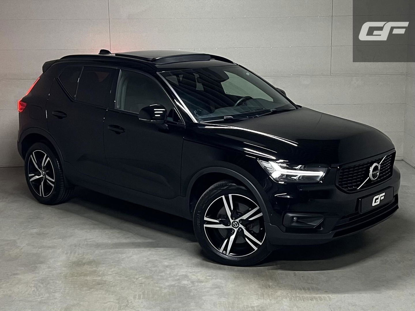 Volvo XC40 1.5 T5 Recharge R-Design Pano H/K 360° ACC Autopilot