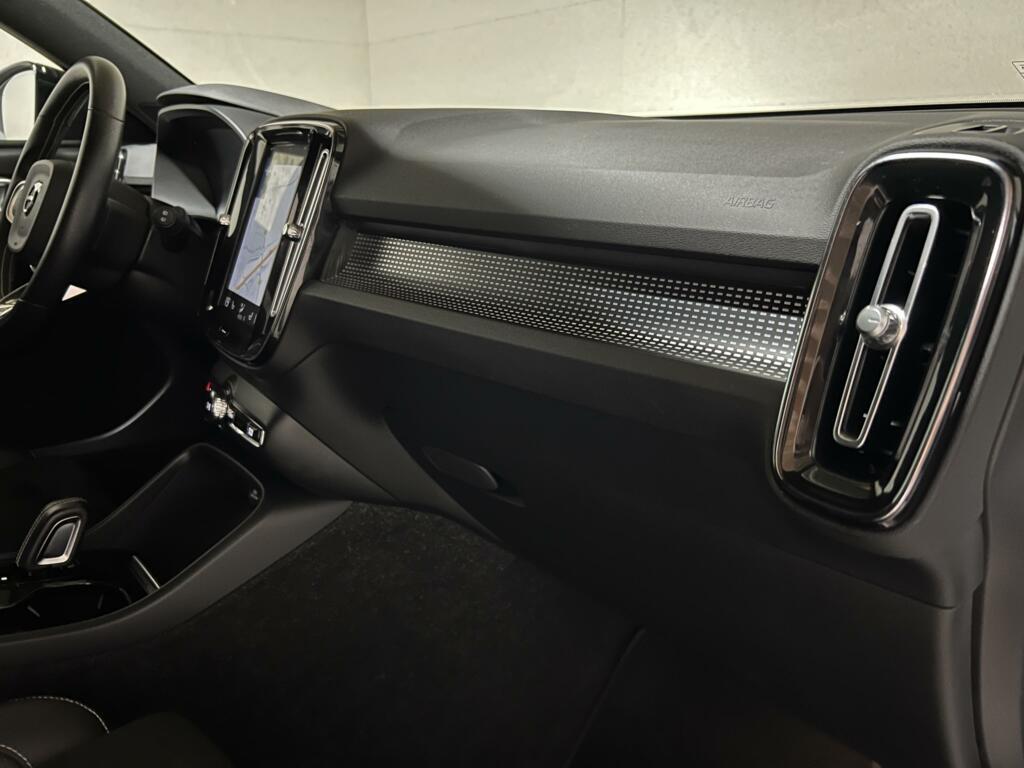 Volvo XC40 1.5 T5 Recharge R-Design Pano H/K 360° ACC Autopilot