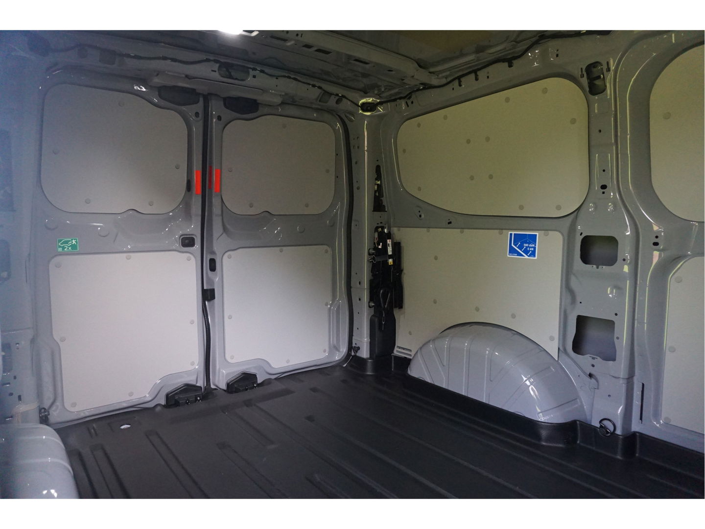 Ford Transit Custom 300L 170PK JWR Edition AUT BPM VRIJ!! Navi, Cam, Adap. Cruise, 19" LM, LED!! NR. 460