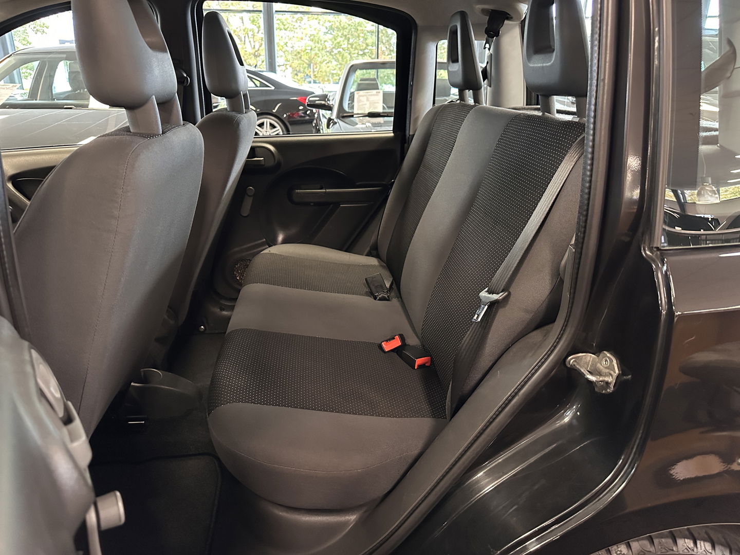 Fiat Panda 1.1 Actual | Radio | Airconditioning | Centrale Deurvergrendeling | Elektrische Ramen Voor | Metallic Lak