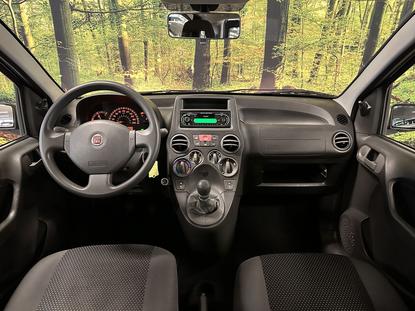 Fiat Panda 1.1 Actual | Radio | Airconditioning | Centrale Deurvergrendeling | Elektrische Ramen Voor | Metallic Lak