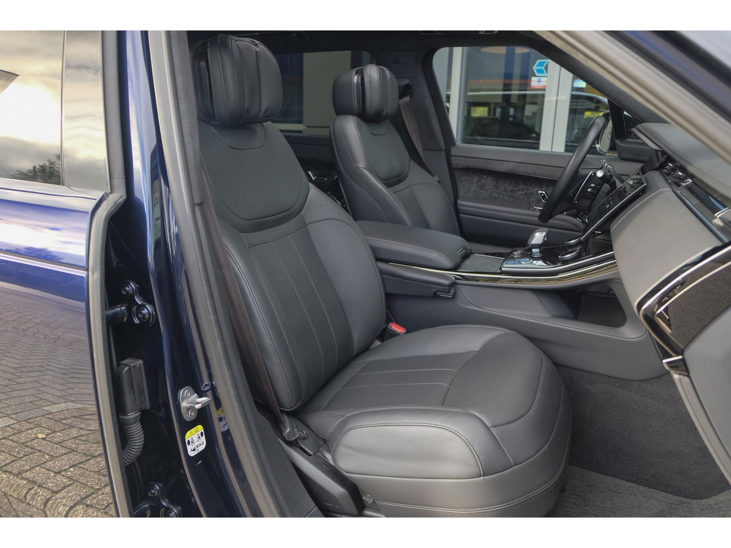Land Rover Range Rover Sport D350 350pk Autobiography Panoramadak Massage Stoelkoeling Meridian 3d Trekhaak 23" LMV