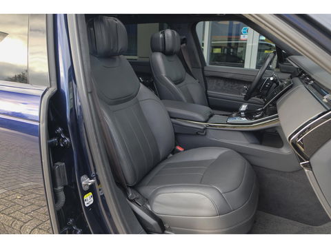 Land Rover Range Rover Sport D350 350pk Autobiography Panoramadak Massage Stoelkoeling Meridian 3d Trekhaak 23" LMV
