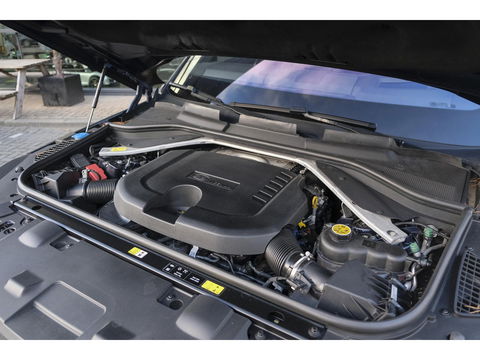 Land Rover Range Rover Sport D350 350pk Autobiography Panoramadak Massage Stoelkoeling Meridian 3d Trekhaak 23" LMV