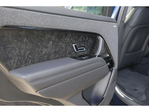 Land Rover Range Rover Sport D350 350pk Autobiography Panoramadak Massage Stoelkoeling Meridian 3d Trekhaak 23" LMV