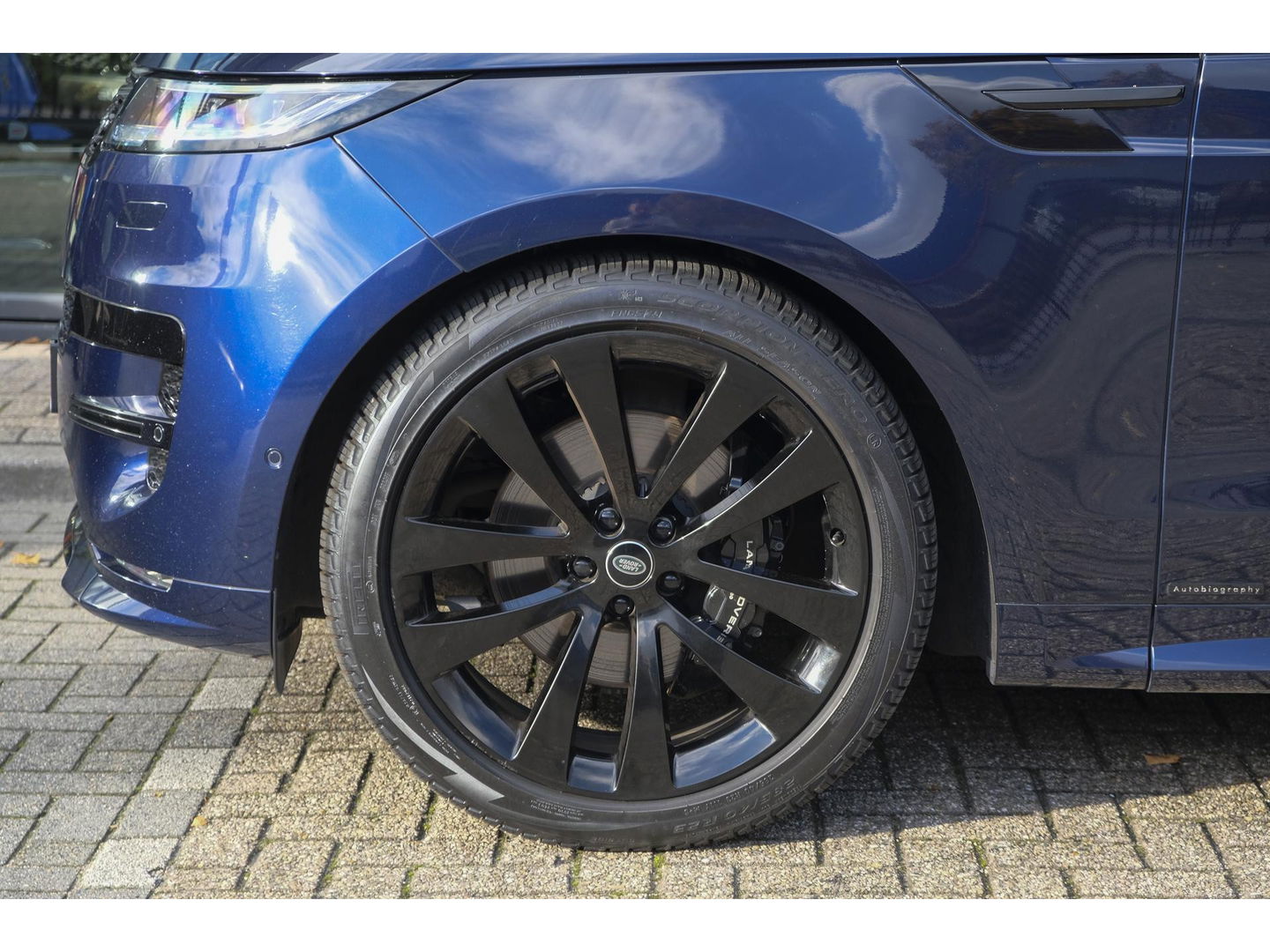 Land Rover Range Rover Sport D350 350pk Autobiography Panoramadak Massage Stoelkoeling Meridian 3d Trekhaak 23" LMV