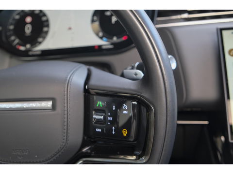 Land Rover Range Rover Sport D350 350pk Autobiography Panoramadak Massage Stoelkoeling Meridian 3d Trekhaak 23" LMV