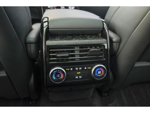 Land Rover Range Rover Sport D350 350pk Autobiography Panoramadak Massage Stoelkoeling Meridian 3d Trekhaak 23" LMV