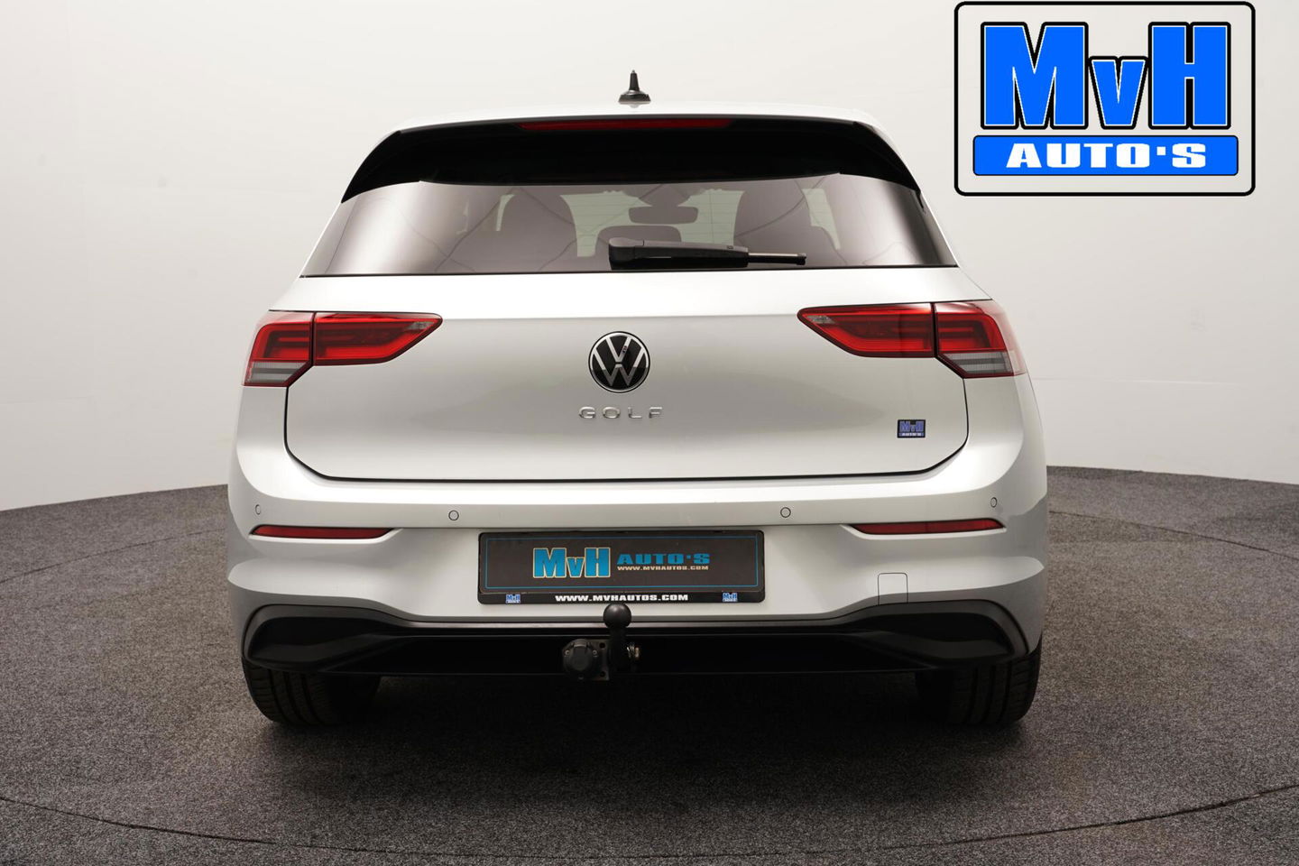 Volkswagen Golf 1.5 TSI Life Business|SPORTSTOELEN|TREKHAAK