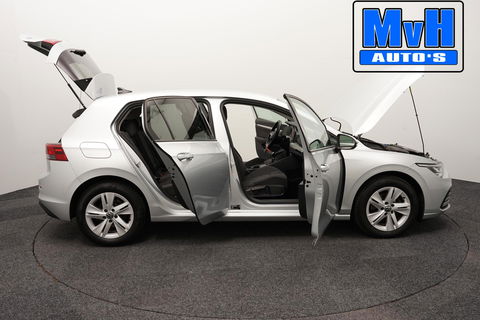 Volkswagen Golf 1.5 TSI Life Business|SPORTSTOELEN|TREKHAAK