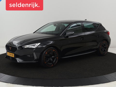 CUPRA Leon 1.4 e-Hybrid VZ Copper Edition | 245pk | Stoelverwarming | Adaptive cruise | Camera | Carplay | Navigatie | Sfeerverlichting | Keyless | Full LED | Sportstoelen | PHEV | Plug In