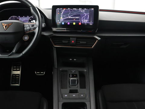 CUPRA Leon 1.4 e-Hybrid VZ Copper Edition | 245pk | Stoelverwarming | Adaptive cruise | Camera | Carplay | Navigatie | Sfeerverlichting | Keyless | Full LED | Sportstoelen | PHEV | Plug In