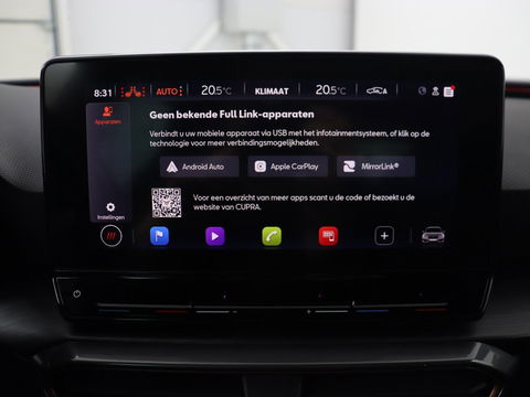 CUPRA Leon 1.4 e-Hybrid VZ Copper Edition | 245pk | Stoelverwarming | Adaptive cruise | Camera | Carplay | Navigatie | Sfeerverlichting | Keyless | Full LED | Sportstoelen | PHEV | Plug In