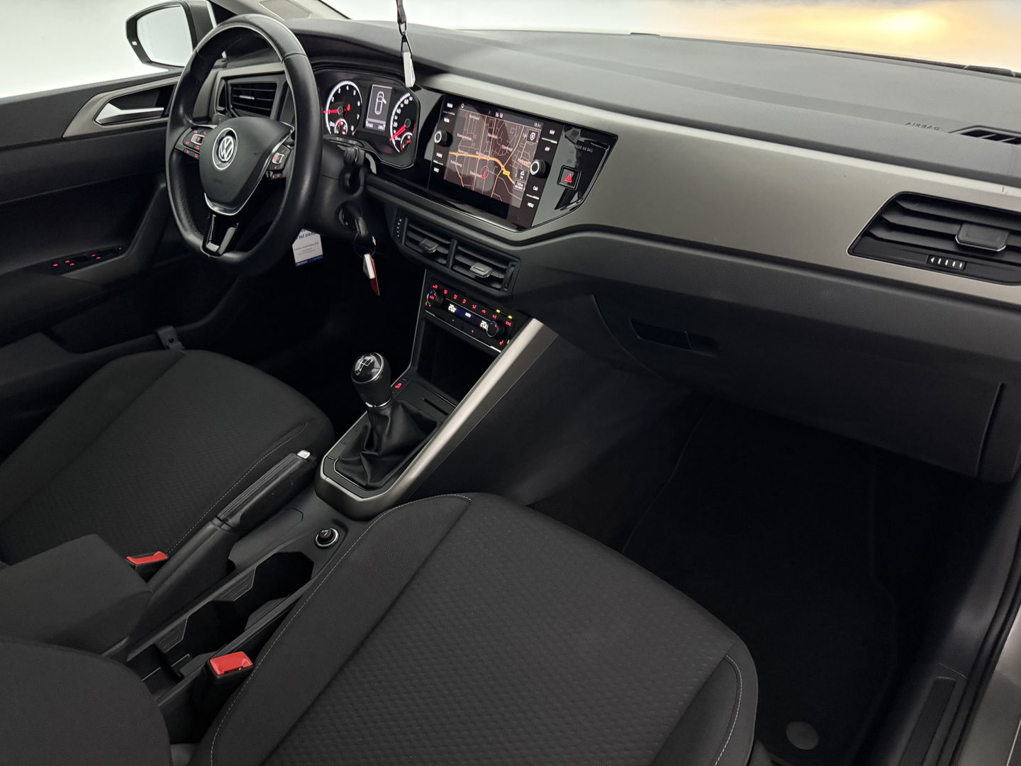 Volkswagen Polo 1.0 TSI Comfortline | Carplay | Adaptive Cruise | Navigatie | LED | NAP