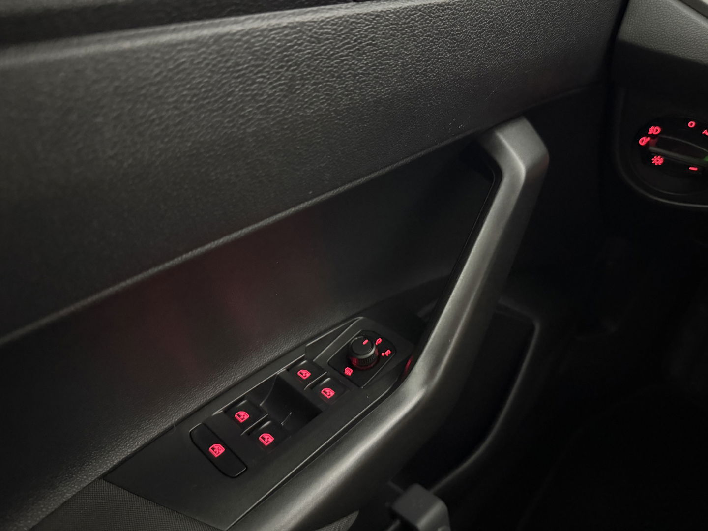 Volkswagen Polo 1.0 TSI Comfortline | Carplay | Adaptive Cruise | Navigatie | LED | NAP