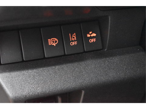 Suzuki Jimny 1.5 Stijl Allgrip 4WD Two-tone | Uniek | NL-Auto | Afn.trekhaak | Carplay/Anroid | Nav | DAB | Stoelverwarming | Climate Control | Nieuwstaat