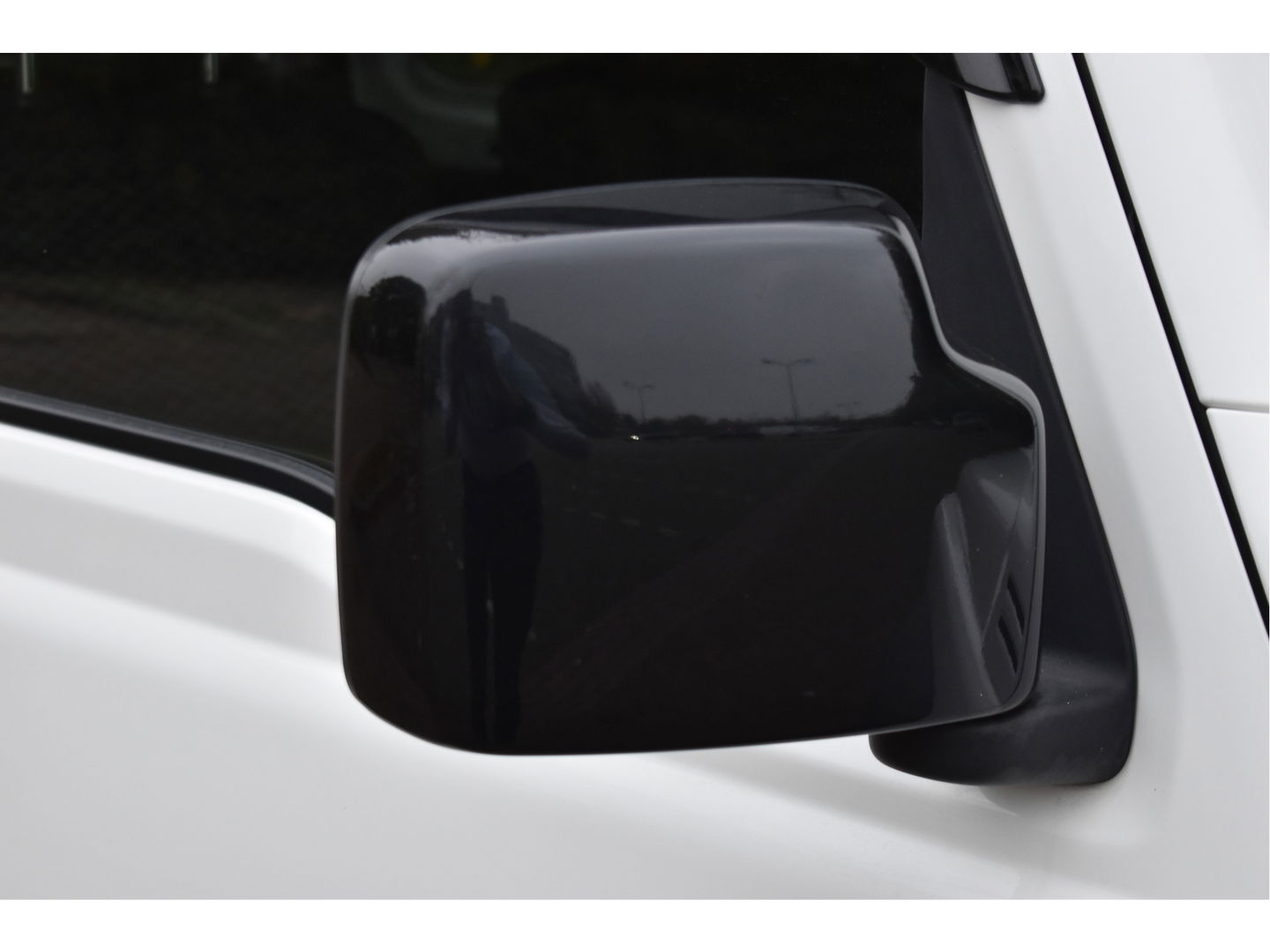 Suzuki Jimny 1.5 Stijl Allgrip 4WD Two-tone | Uniek | NL-Auto | Afn.trekhaak | Carplay/Anroid | Nav | DAB | Stoelverwarming | Climate Control | Nieuwstaat
