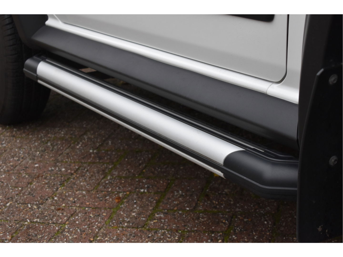 Suzuki Jimny 1.5 Stijl Allgrip 4WD Two-tone | Uniek | NL-Auto | Afn.trekhaak | Carplay/Anroid | Nav | DAB | Stoelverwarming | Climate Control | Nieuwstaat